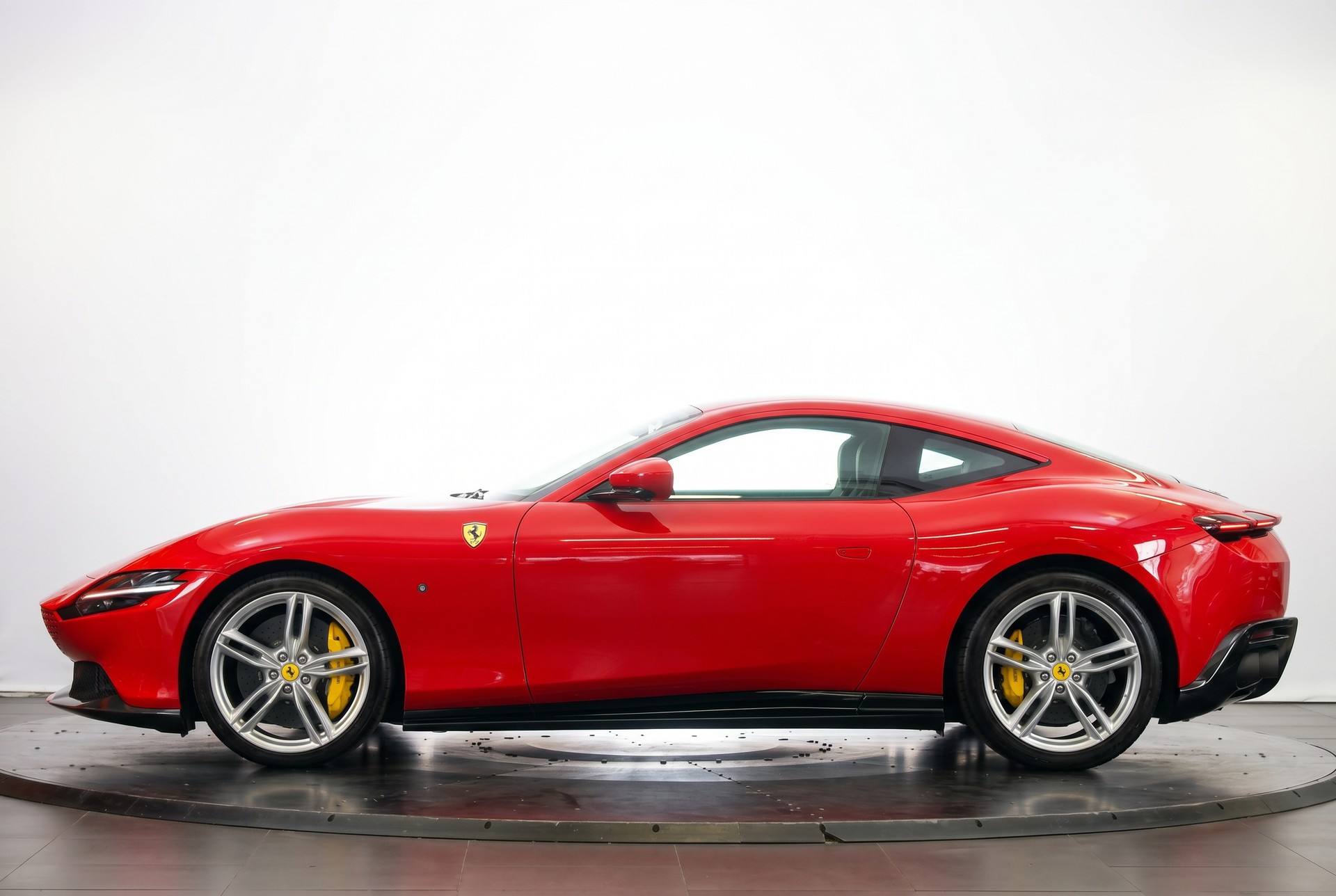 FERRARI Roma 3.9 V8 T-image-4