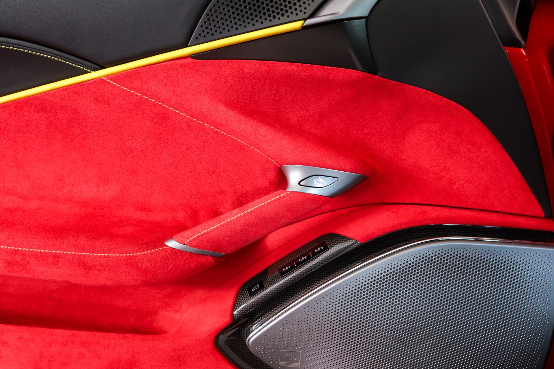 FERRARI Roma 3.9 V8 T-image-24
