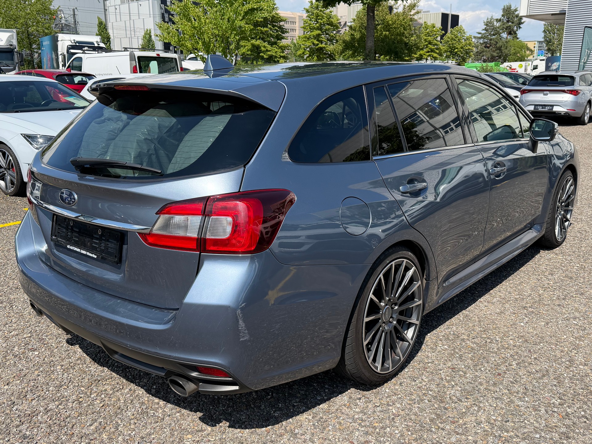 SUBARU Levorg 1.6DIT Luxury S AWD Lineartronic-image-4