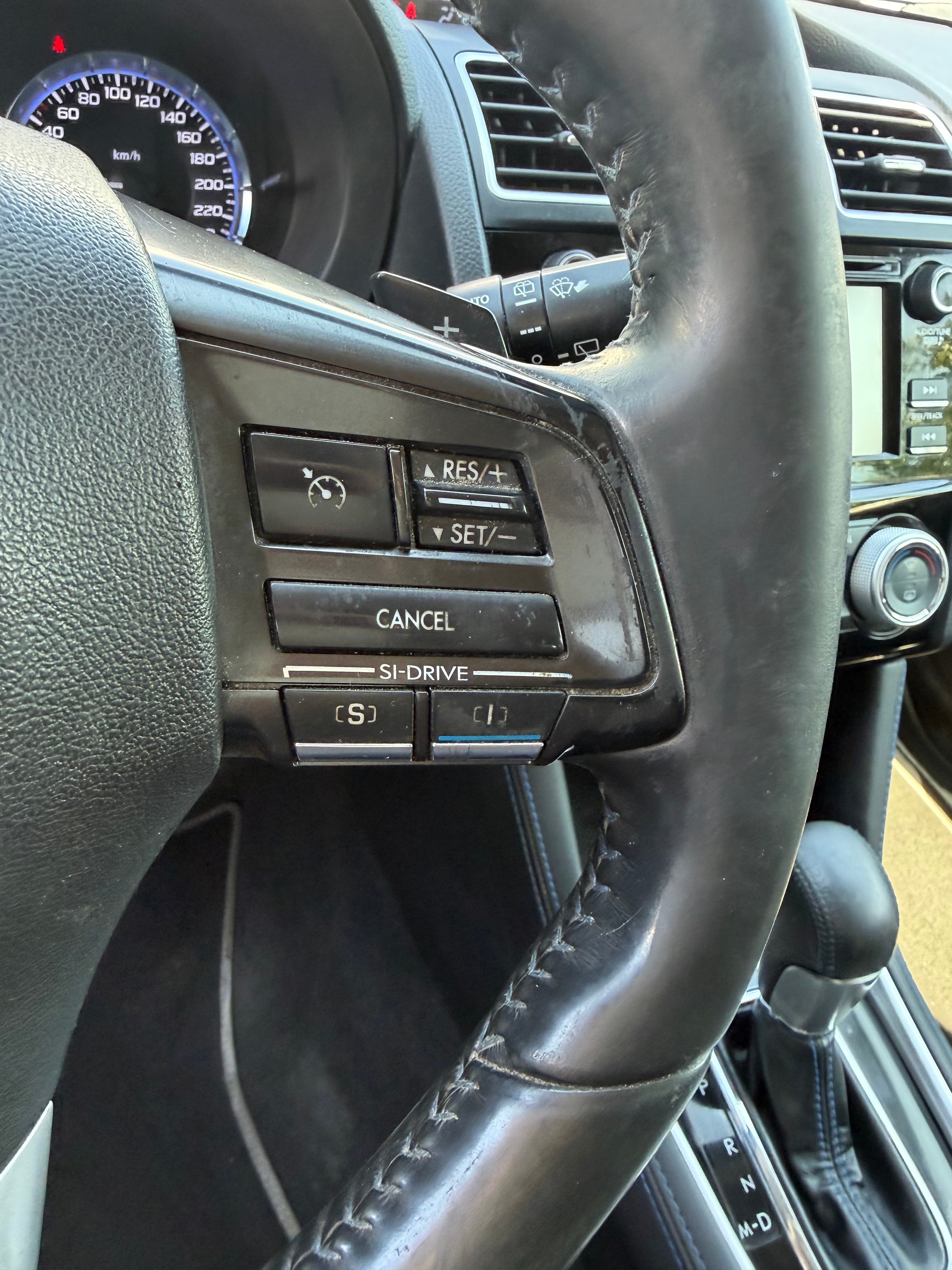 SUBARU Levorg 1.6DIT Luxury S AWD Lineartronic-image-15