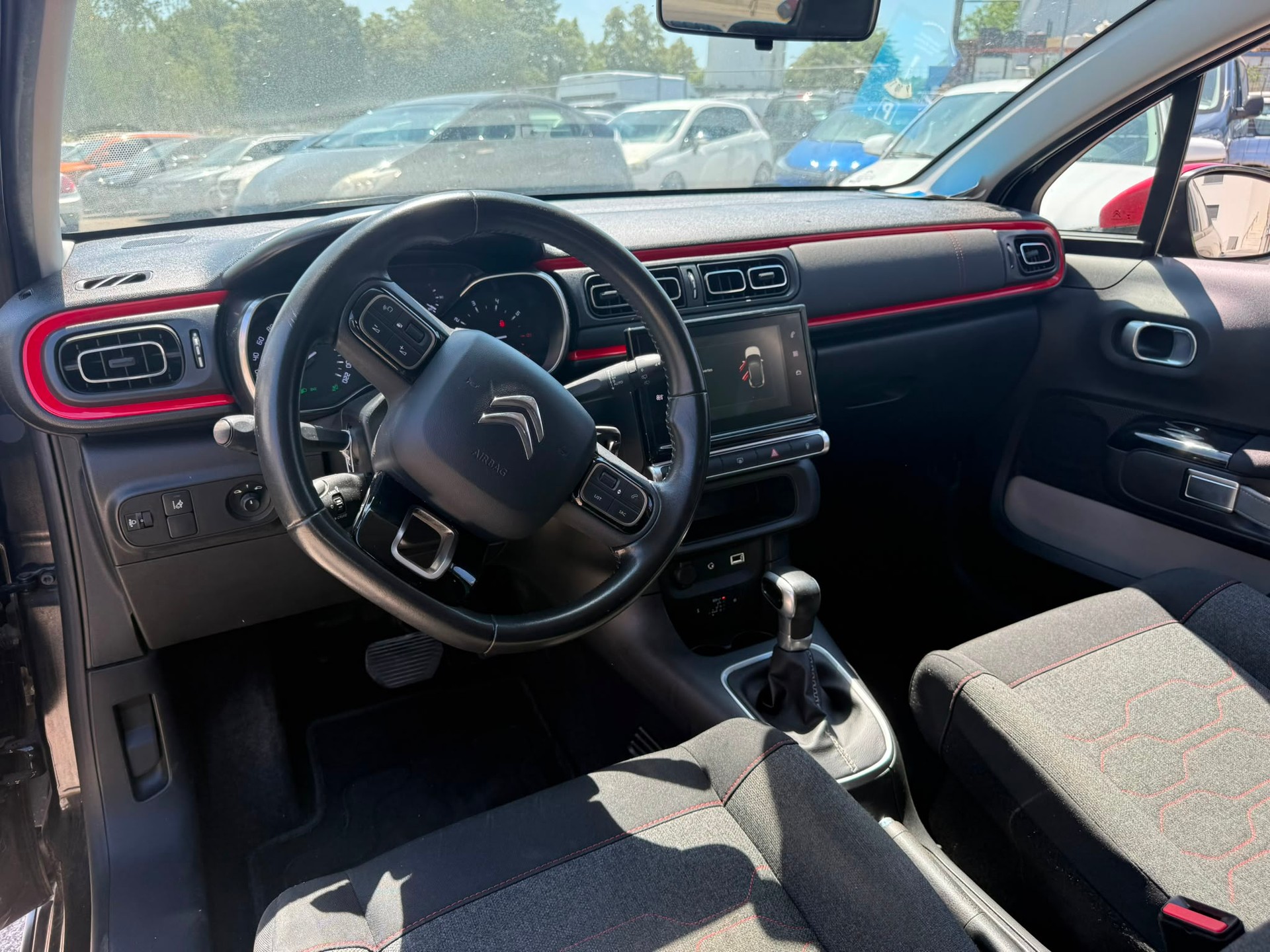 CITROEN C3 1.2i PureTech Feel EAT-image-9