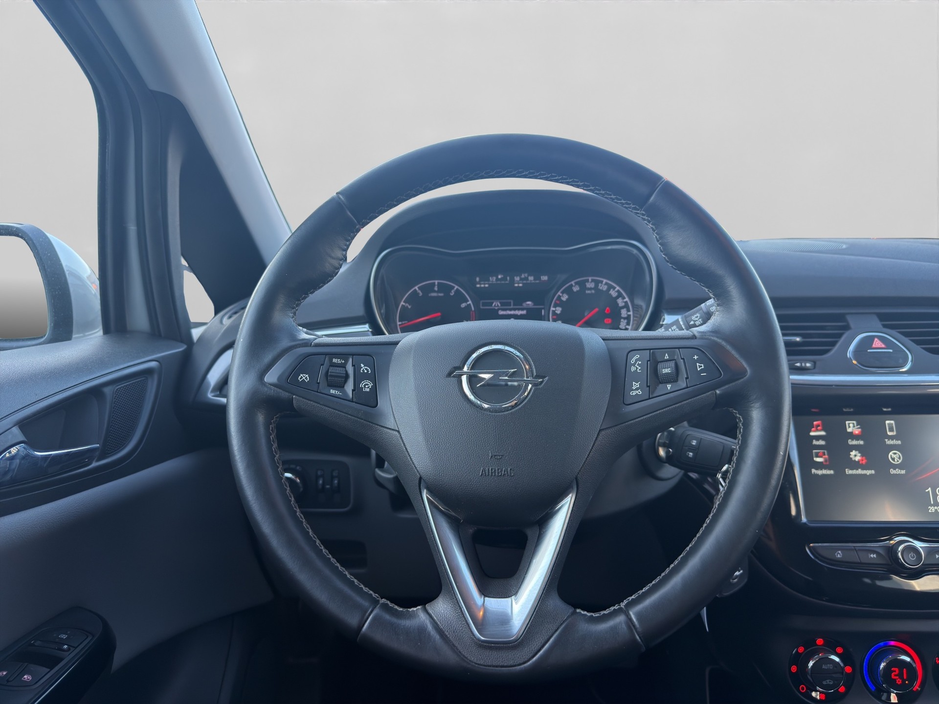 OPEL Corsa 1.4 TP Cosmo Automatic-image-7