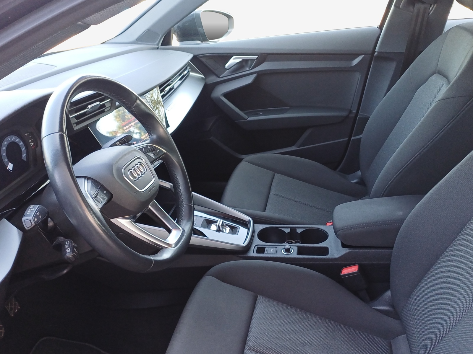 AUDI A3 Sportback 40 TFSI e Attraction S-tronic-image-8
