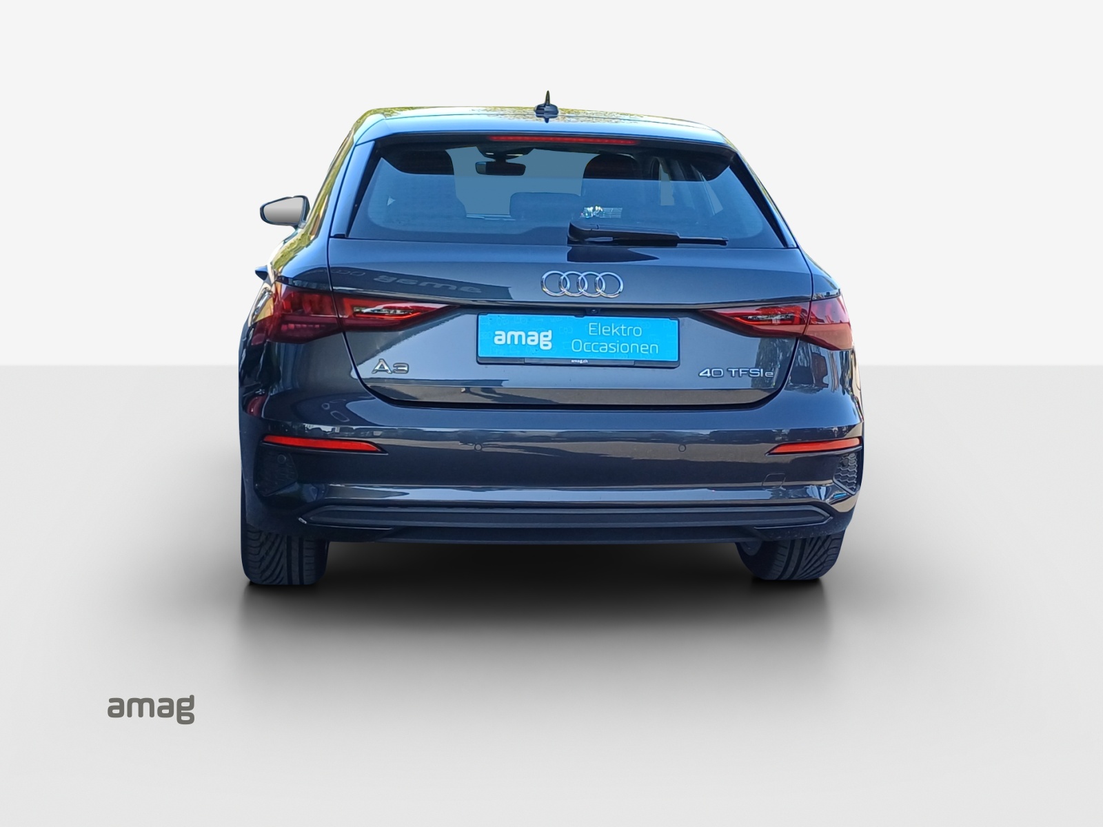 AUDI A3 Sportback 40 TFSI e Attraction S-tronic-image-4