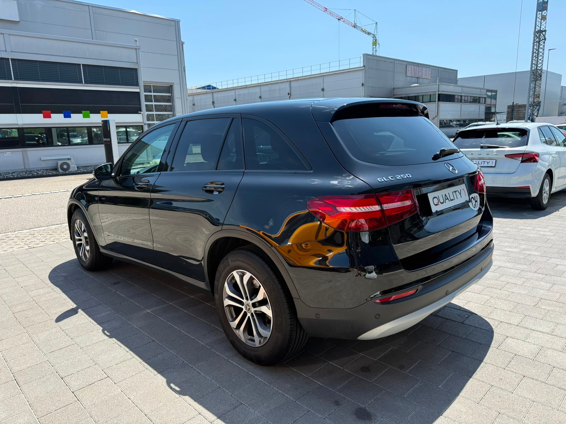 MERCEDES-BENZ GLC 250 4Matic 9G-Tronic-image-7