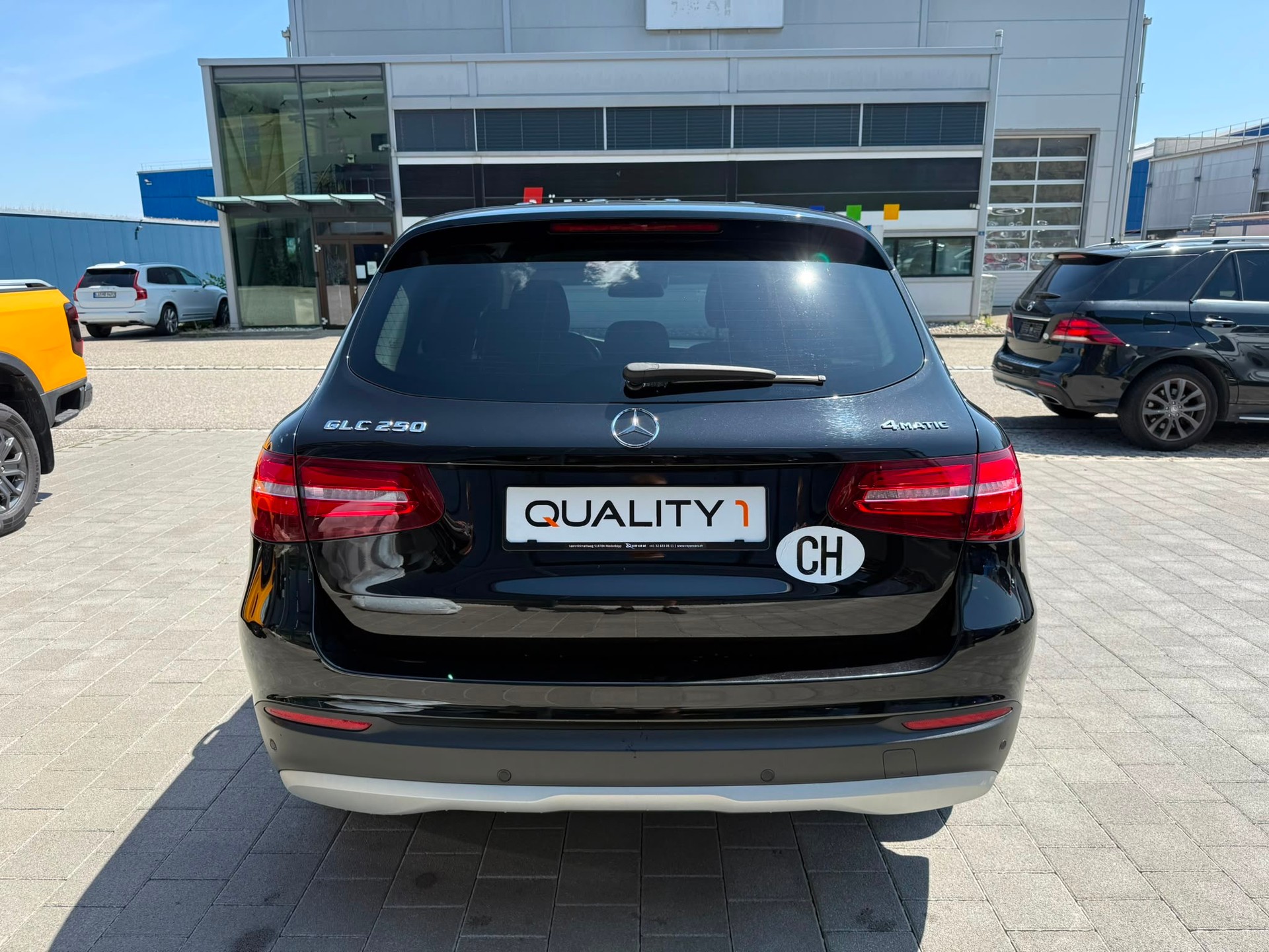 MERCEDES-BENZ GLC 250 4Matic 9G-Tronic-image-6