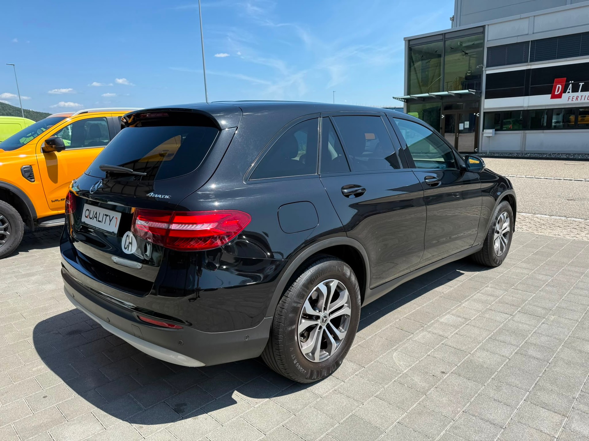 MERCEDES-BENZ GLC 250 4Matic 9G-Tronic-image-5