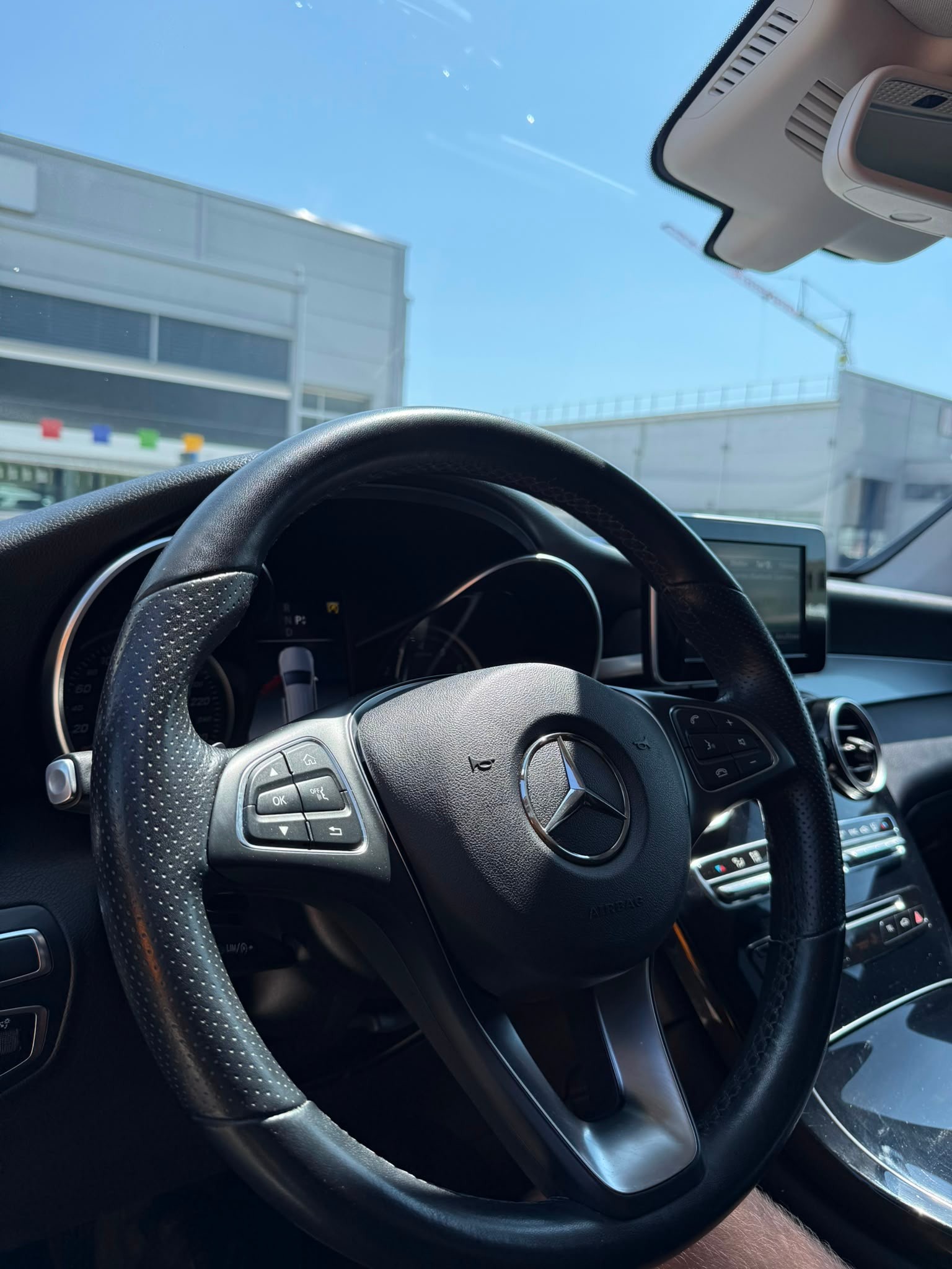 MERCEDES-BENZ GLC 250 4Matic 9G-Tronic-image-20