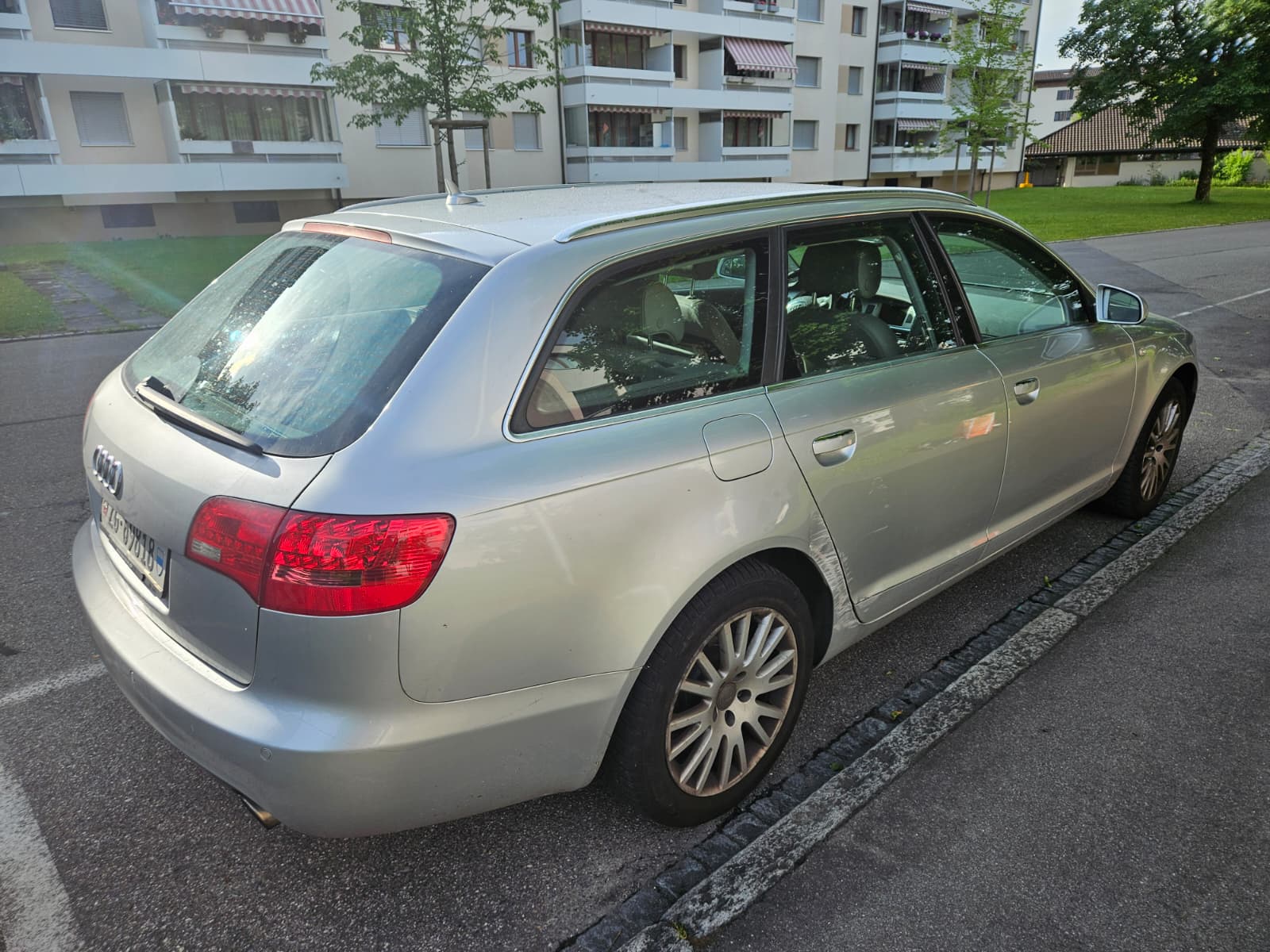 AUDI 3.2 V6 FSI-image-3