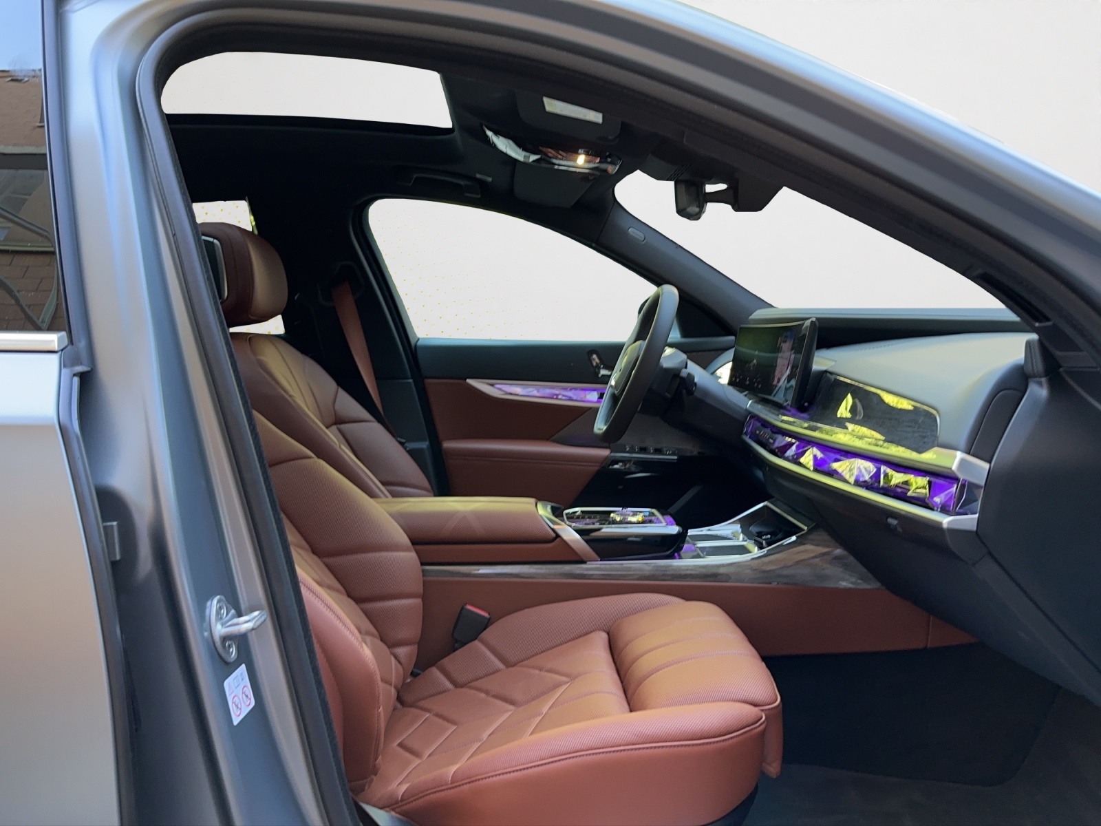 BMW i7 xDrive 60 (CH) Individual-image-11