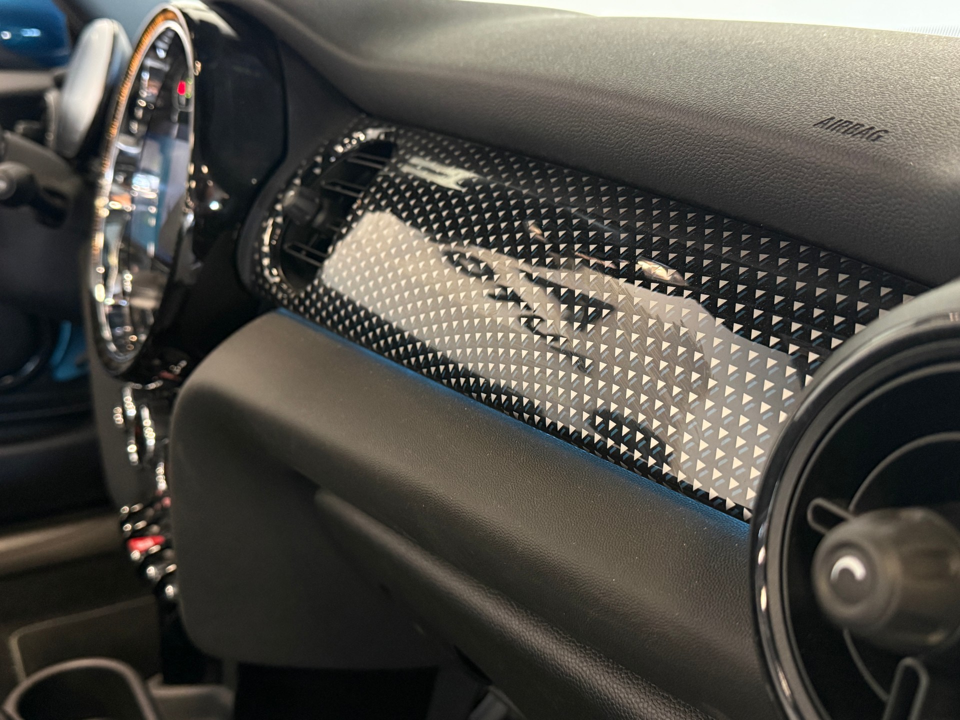 MINI Cooper S Cabriolet DKG Facelift-image-13