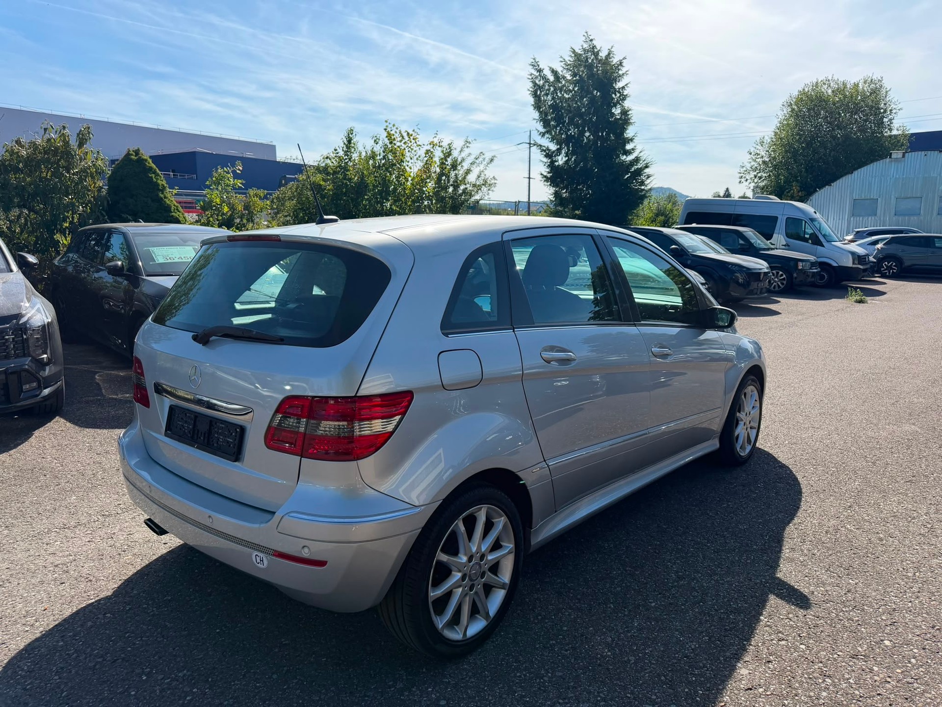 MERCEDES-BENZ B 170-image-4