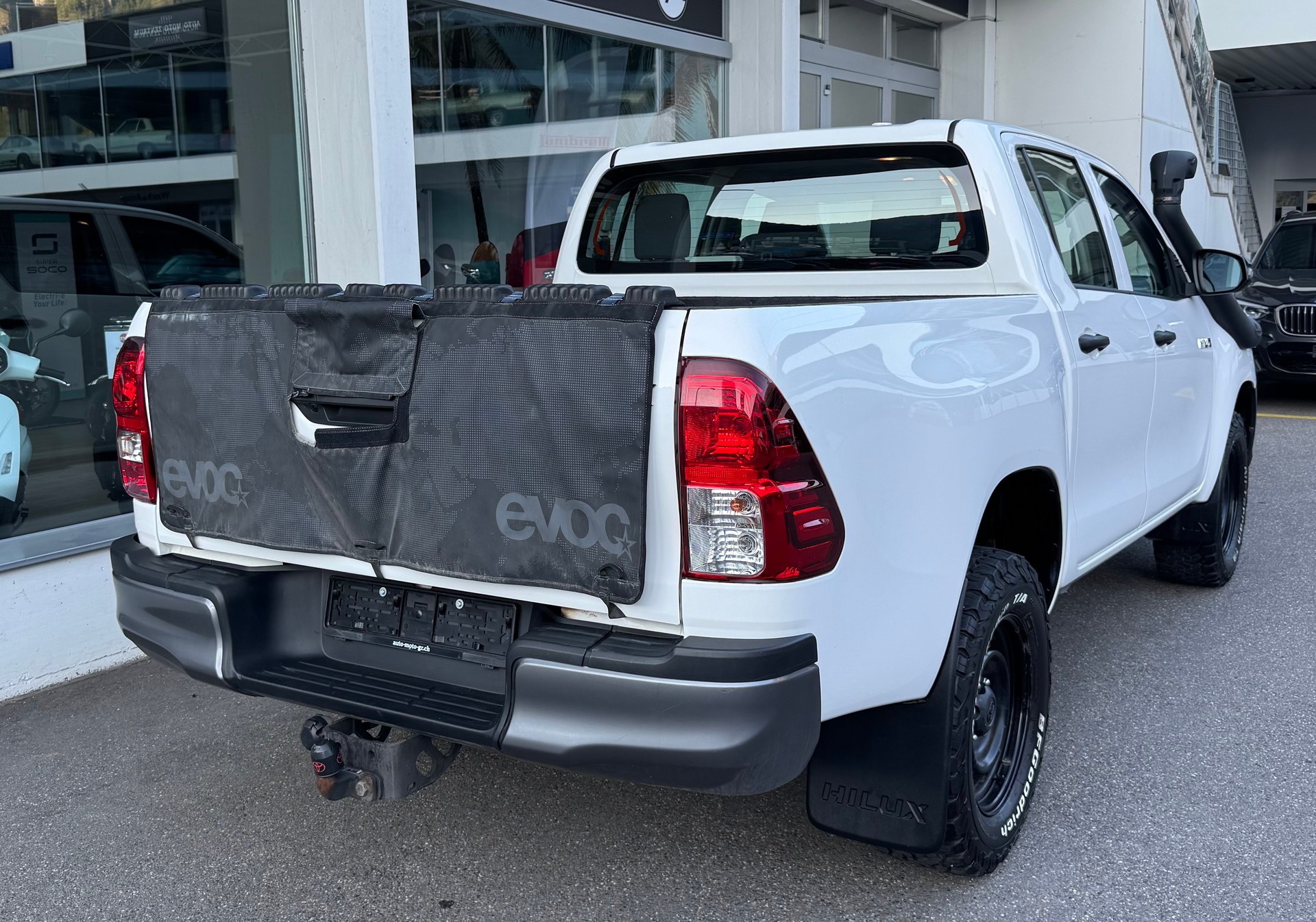 TOYOTA Hilux 2.4D-4D Comfort Double Cab 4x4-image-7
