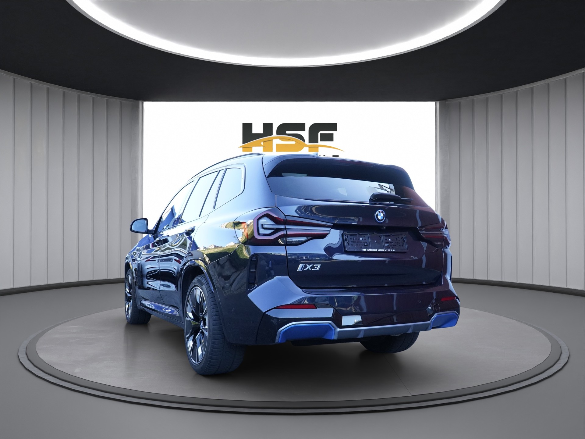 BMW iX3 Inspiring M-Paket *CH Fahrzeug & AHK*-image-4