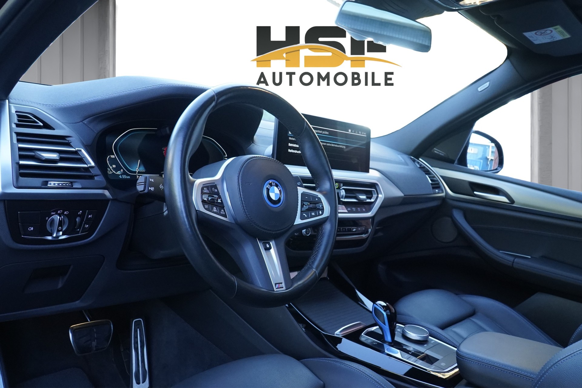 BMW iX3 Inspiring M-Paket *CH Fahrzeug & AHK*-image-9