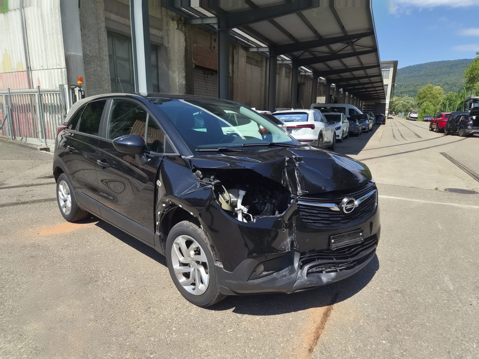 OPEL Crossland X 1.2i TP Enjoy Automatik-image-3