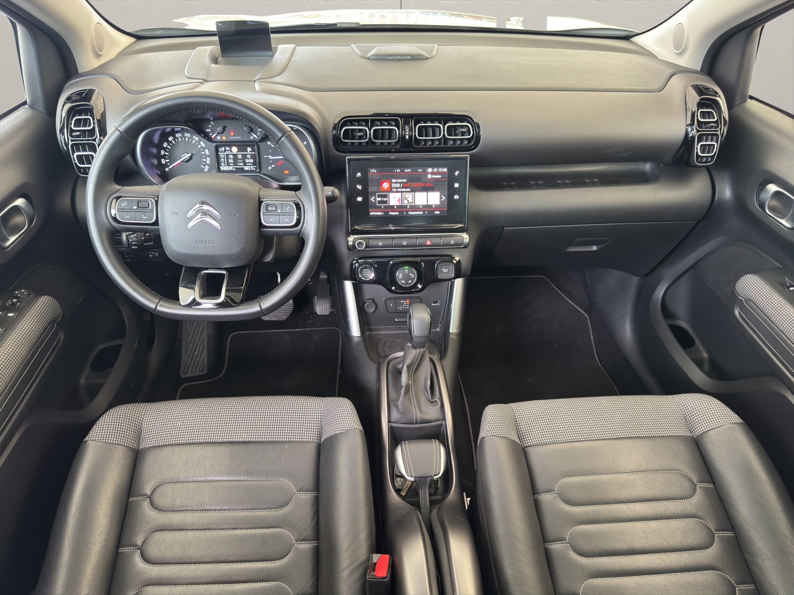CITROEN C3 Aircross 1.2 PureTech 130 Shine *Automat*-image-21