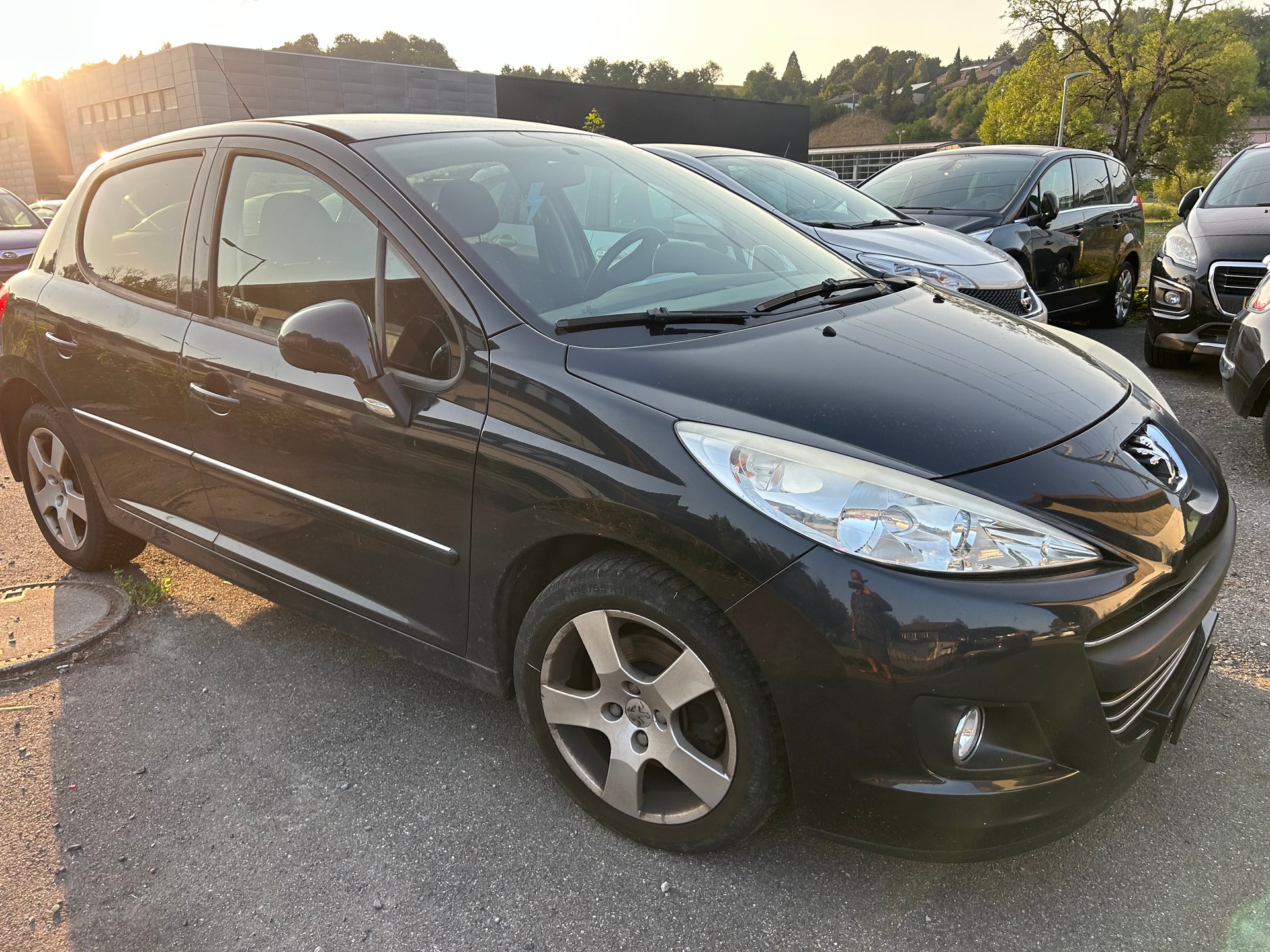 PEUGEOT 207 1.6 16V Sport-image-2