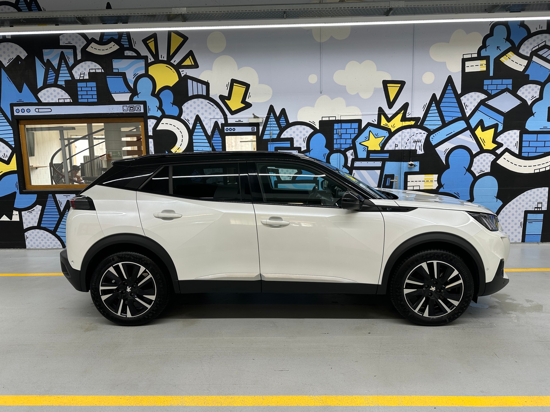 PEUGEOT 2008 e GT Pack-image-2