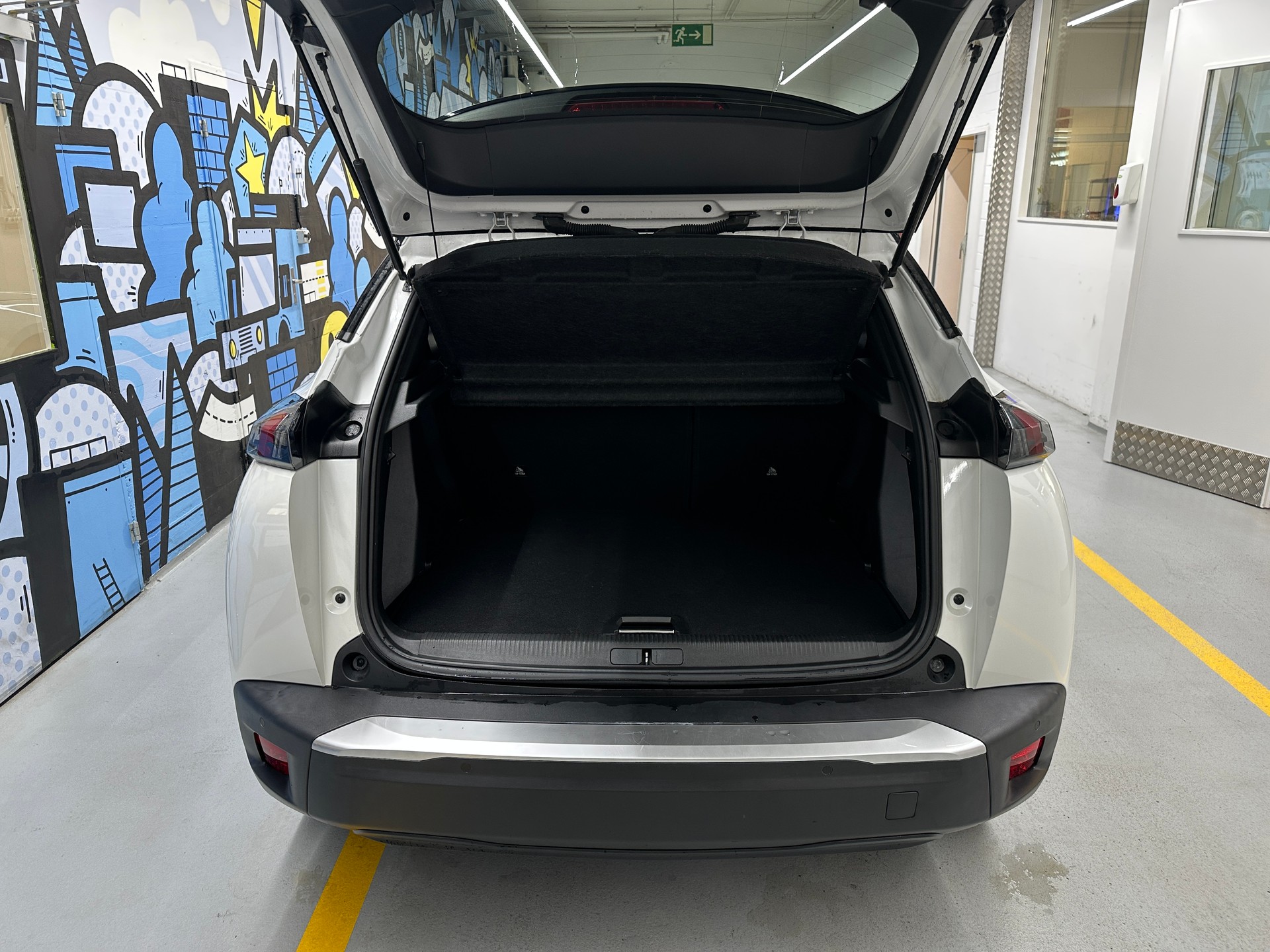PEUGEOT 2008 e GT Pack-image-5