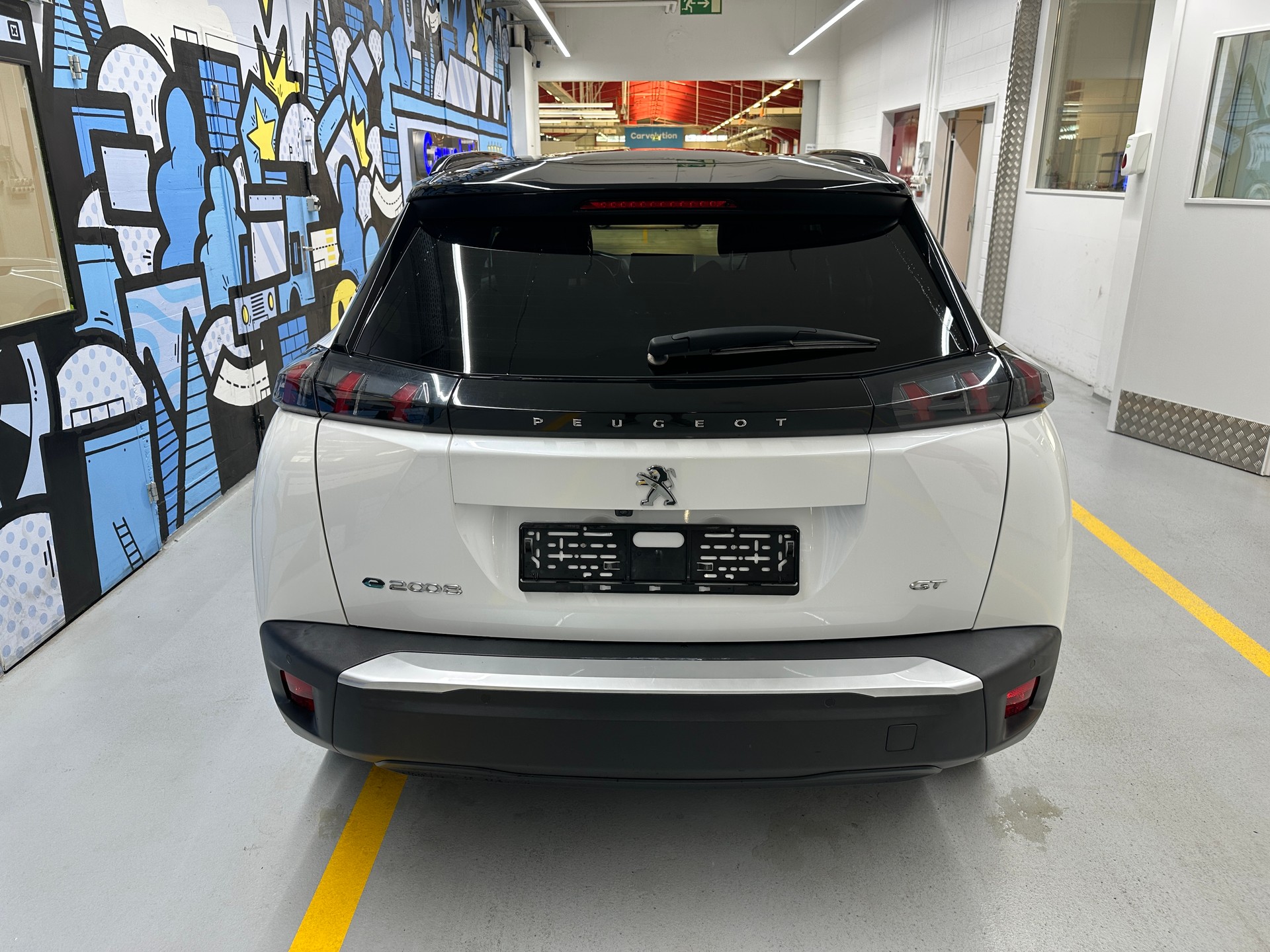 PEUGEOT 2008 e GT Pack-image-4