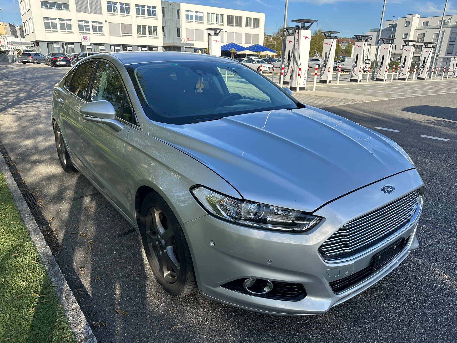 FORD Mondeo 1.5 EcoBoost SCTi Ambiente-image-2