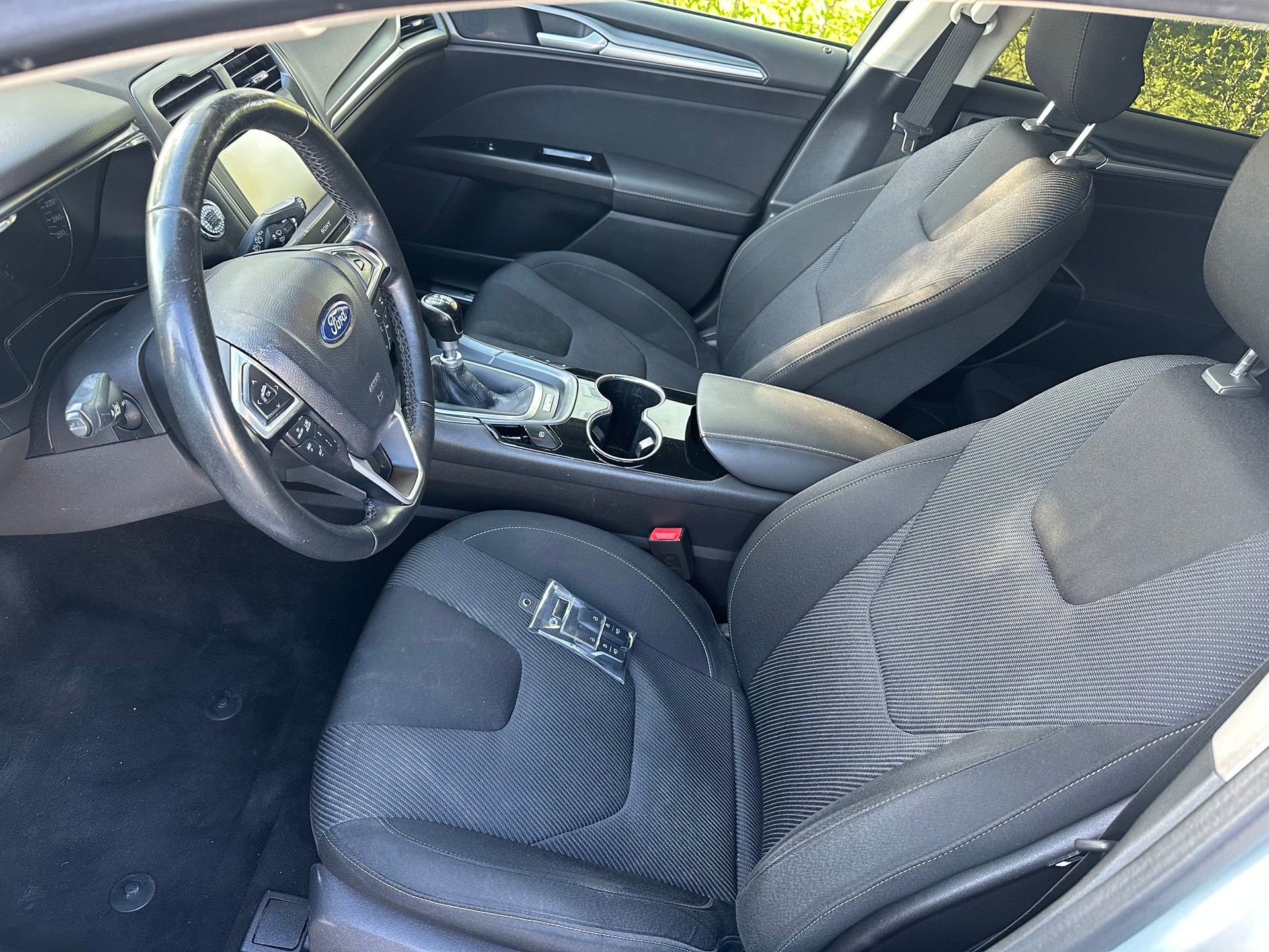 FORD Mondeo 1.5 EcoBoost SCTi Ambiente-image-6