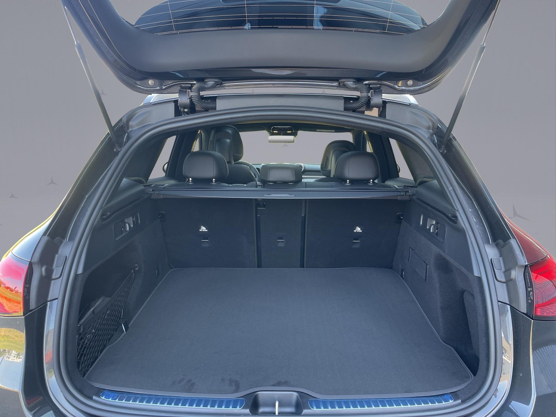 MERCEDES-BENZ GLC 53 AMG 4matic+-image-17