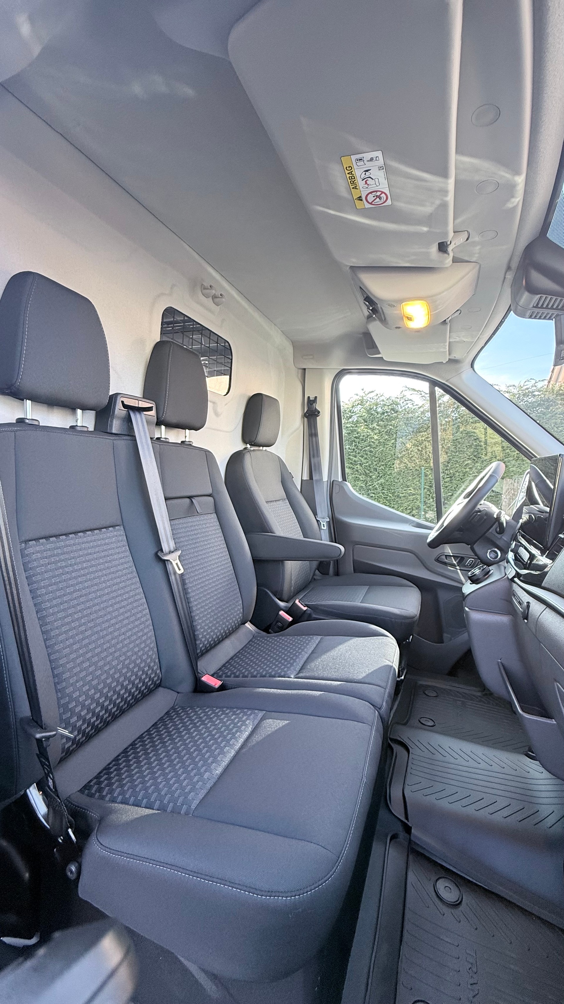 FORD Van 350 L2H3 2.0 EcoBlue 130 Trend-image-3