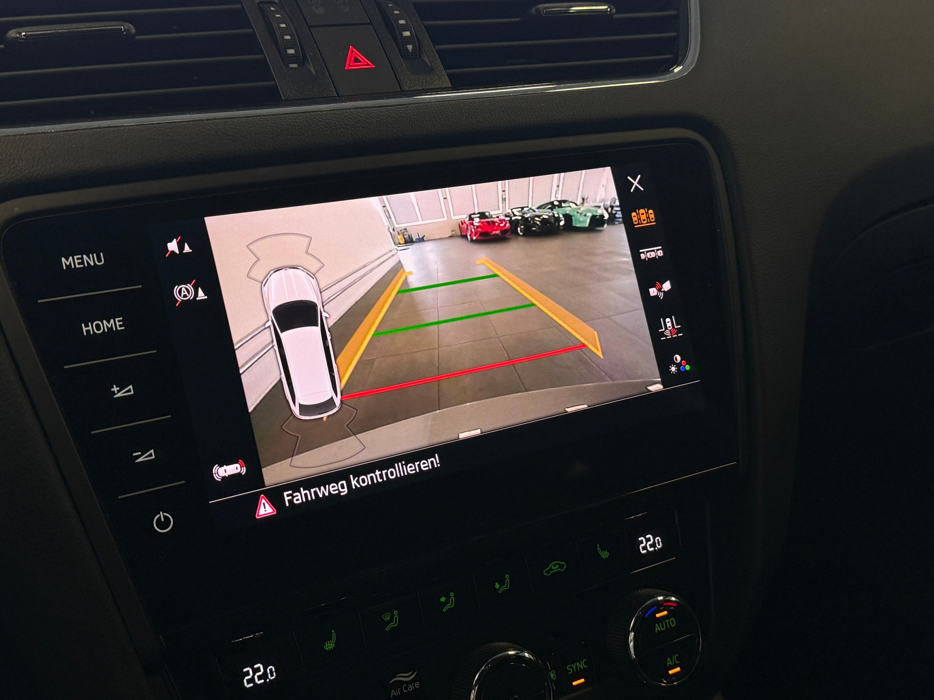 SKODA Octavia Combi 2.0 TSI RS DSG-image-6