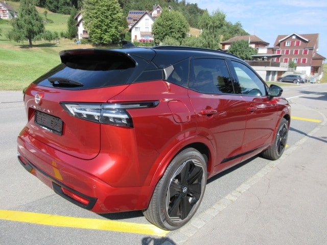 NISSAN Qashqai 1.3 DIG-T N-Design 4x4-image-2
