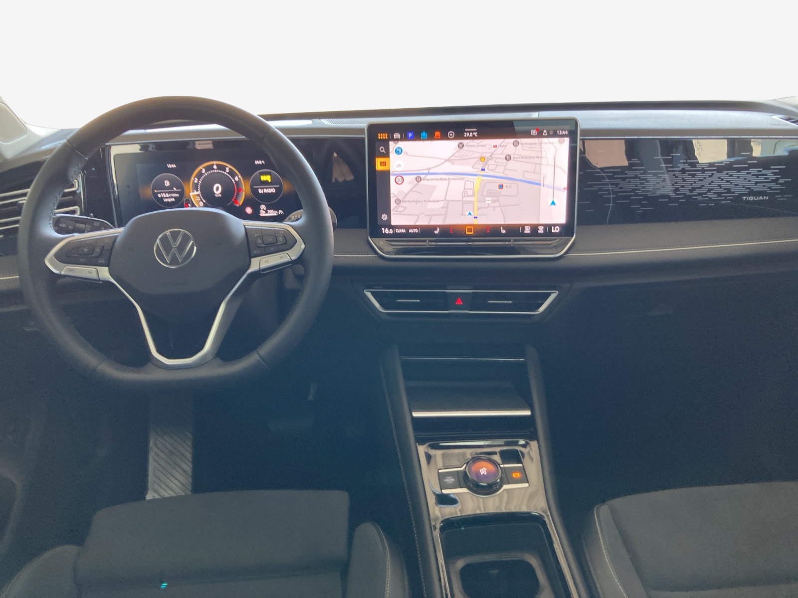 VW Tiguan 2.0 TSI DSG Elegance 4Motion-image-8