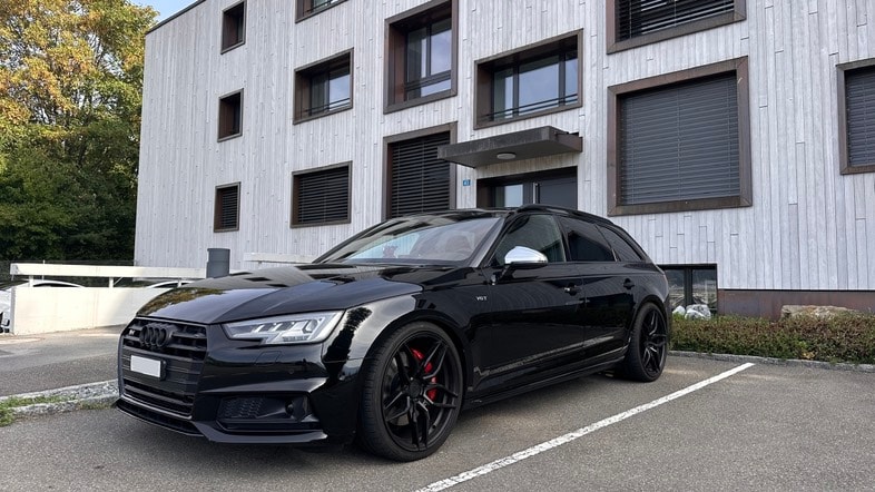 AUDI 3.0 V6 TFSI quattro S-Tronic-image-0