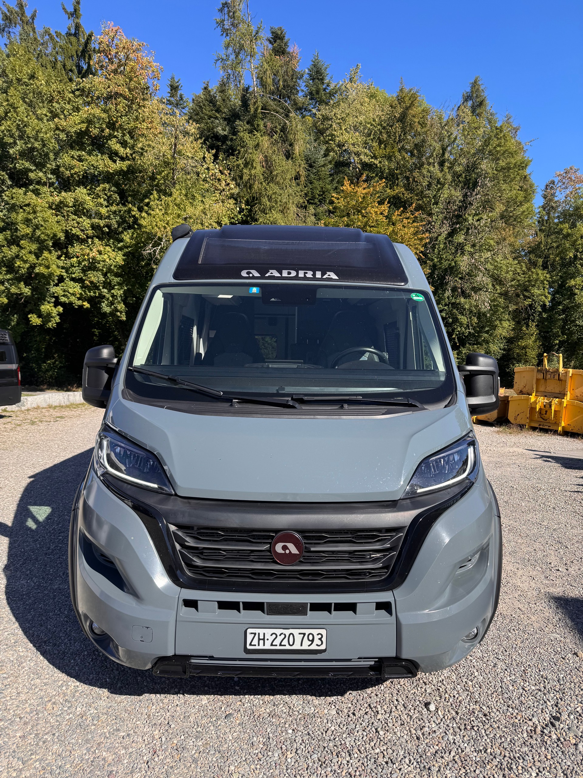 ADRIA Twin SUPREME 640 SLB-image-1