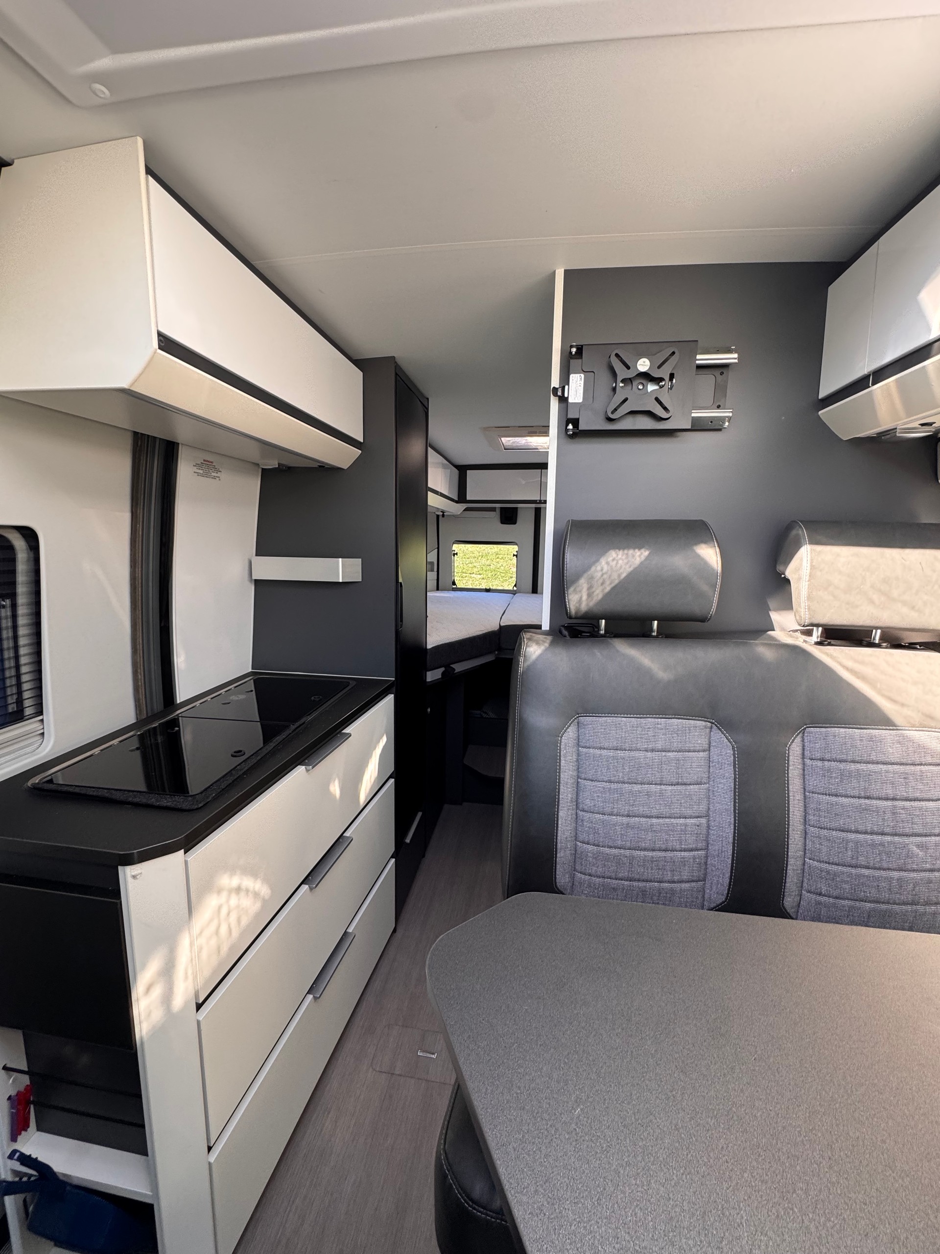 ADRIA Twin SUPREME 640 SLB-image-6
