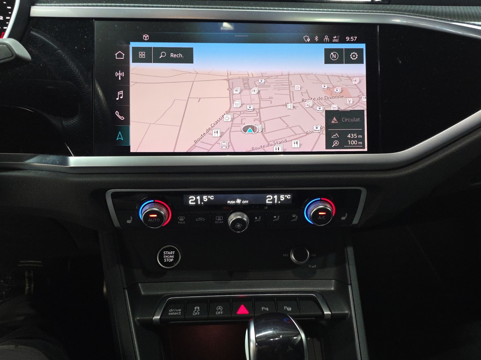 AUDI Q3 Sportback 40 TFSI S line quattro S-tronic-image-10