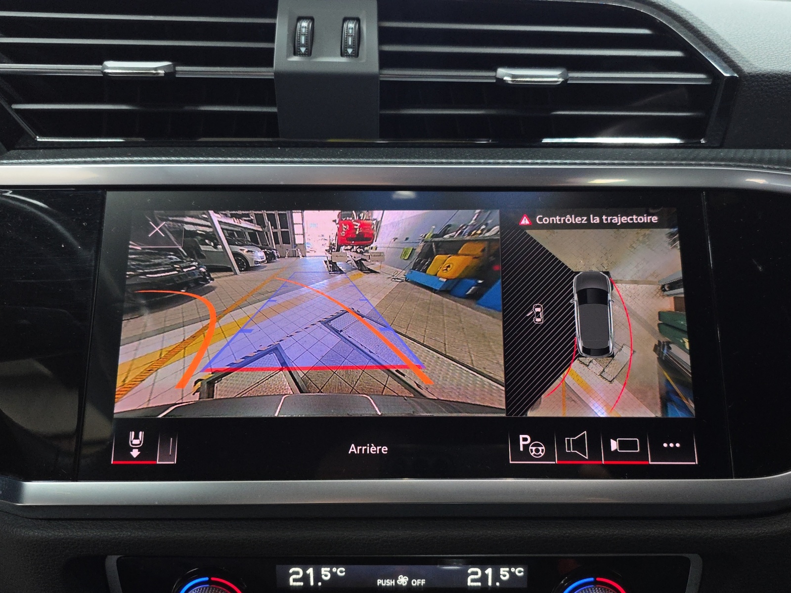 AUDI Q3 Sportback 40 TFSI S line quattro S-tronic-image-14
