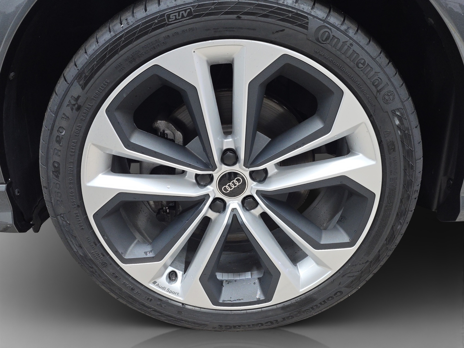 AUDI Q3 Sportback 40 TFSI S line quattro S-tronic-image-13