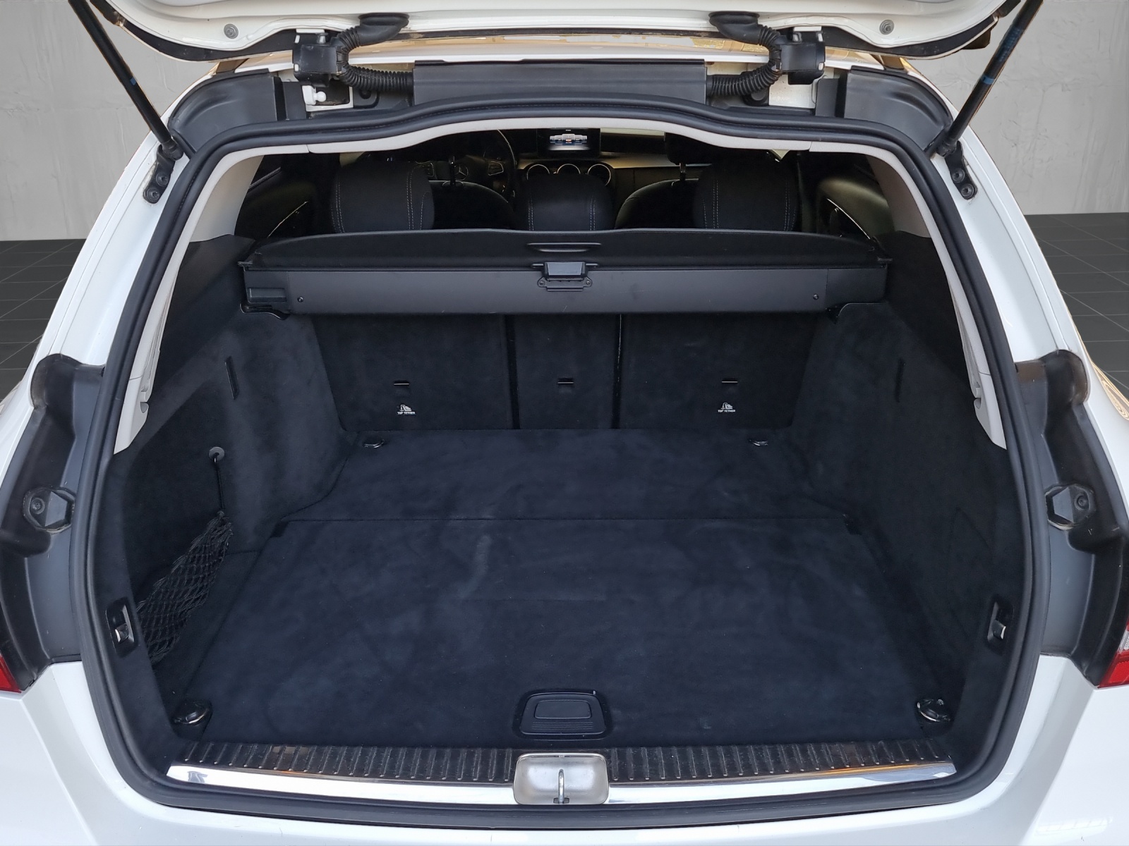 MERCEDES-BENZ C-CLASS Kombi C 220 d 4matic-image-9