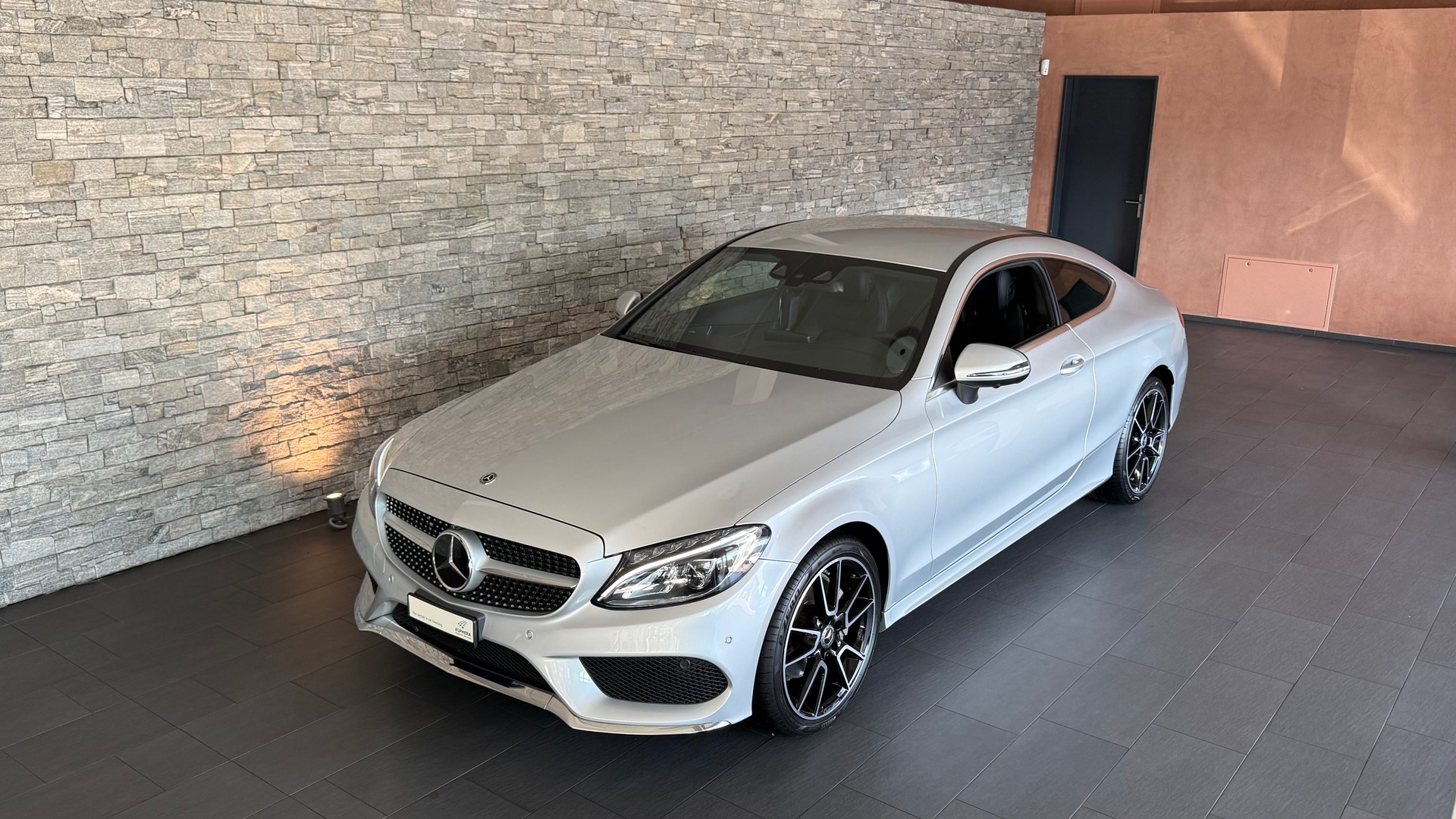 MERCEDES-BENZ C 200 Coupé AMG Line Edition 1 4Matic-showroom-element-1
