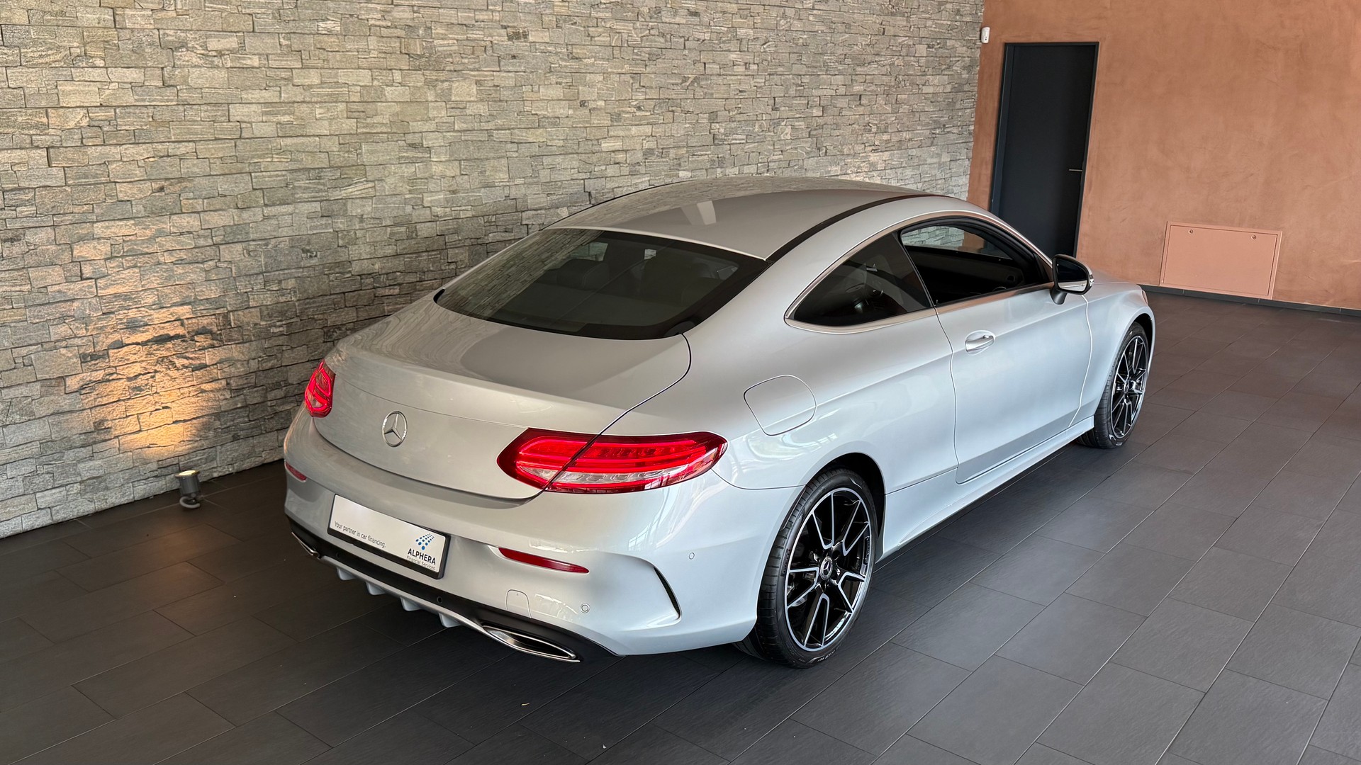 MERCEDES-BENZ C 200 Coupé AMG Line Edition 1 4Matic-showroom-element-2