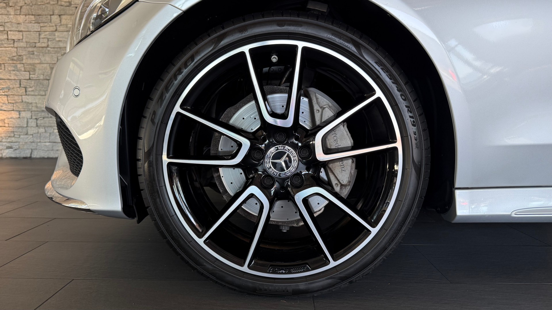 MERCEDES-BENZ C 200 Coupé AMG Line Edition 1 4Matic-image-24