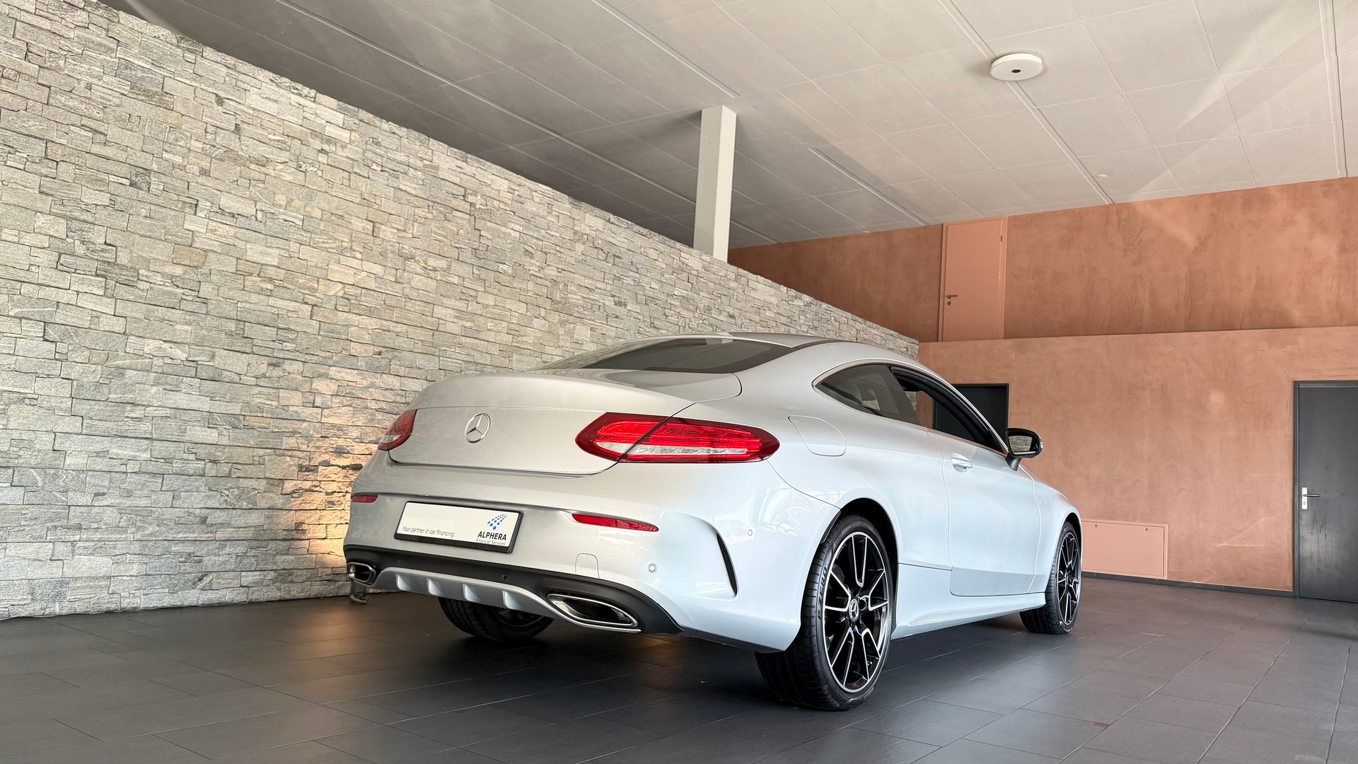 MERCEDES-BENZ C 200 Coupé AMG Line Edition 1 4Matic-image-5