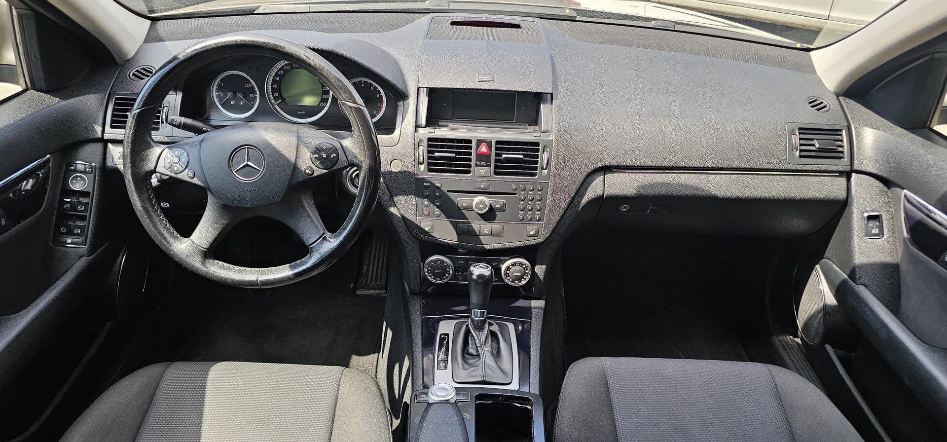 MERCEDES-BENZ C 200 Kompressor Elégance Automatic-image-11