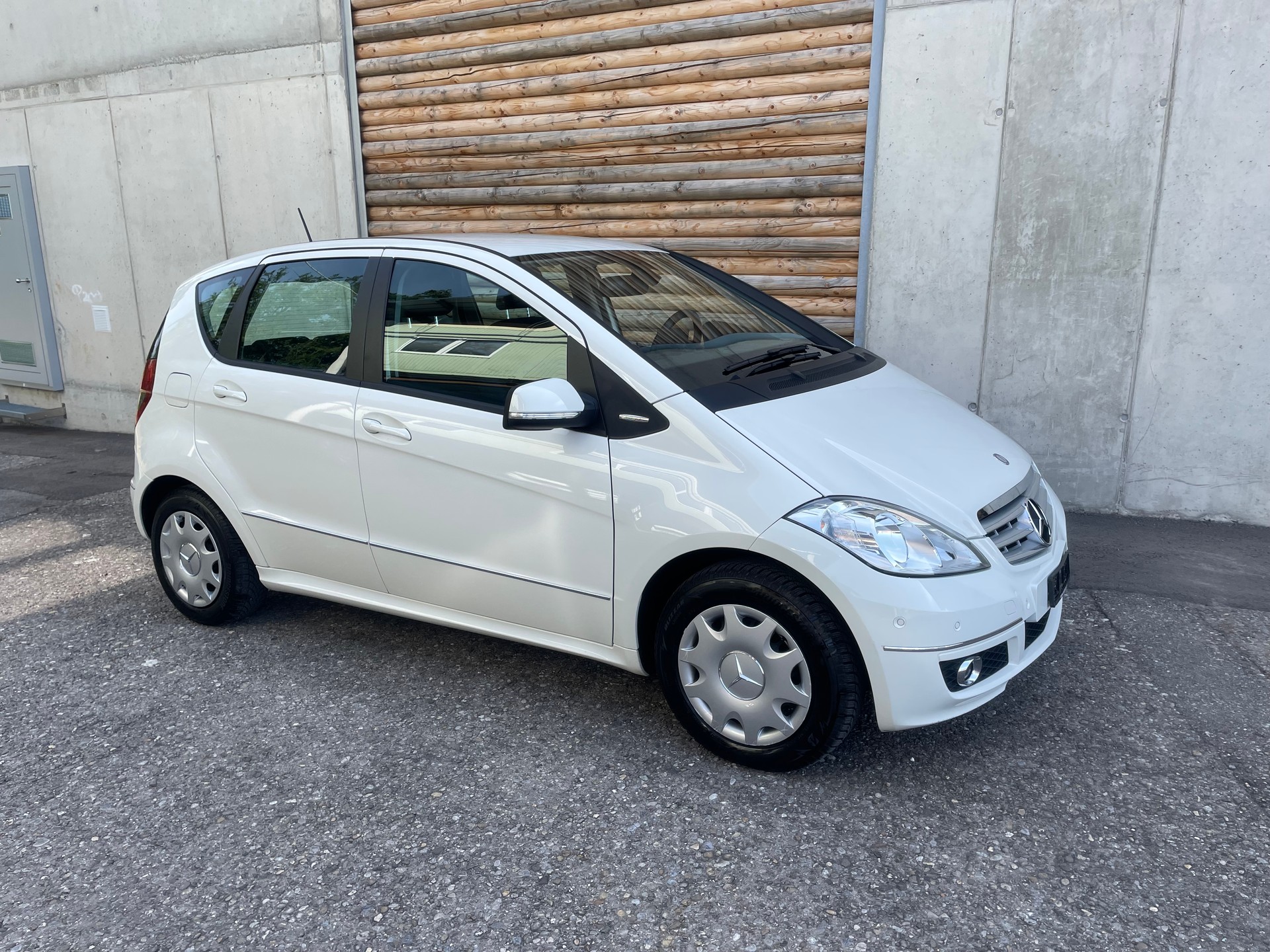 MERCEDES-BENZ A 180 CDI Avantgarde-image-10