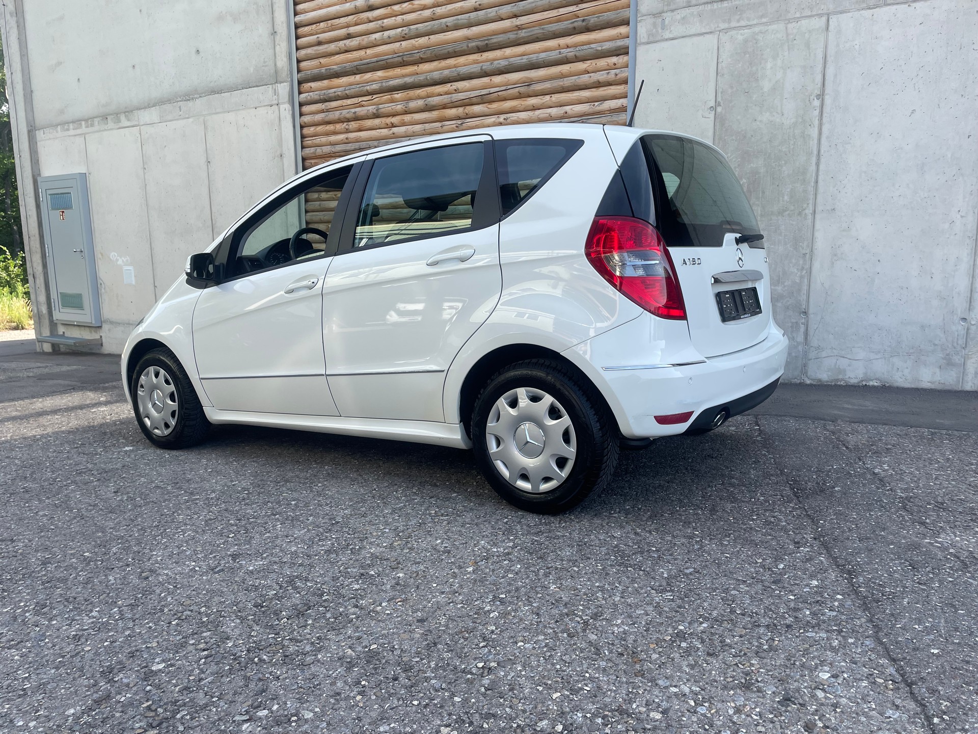 MERCEDES-BENZ A 180 CDI Avantgarde-image-3