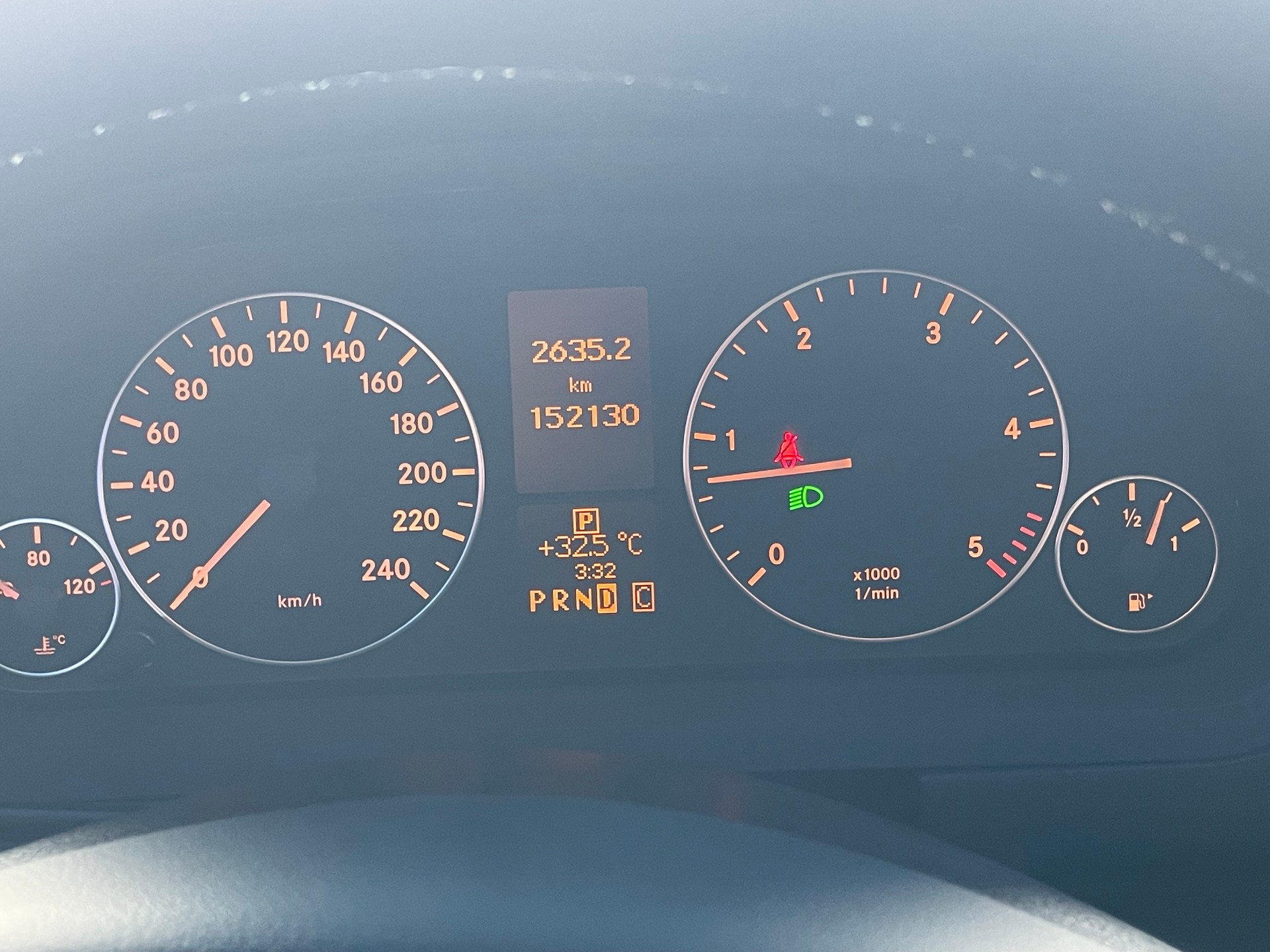 MERCEDES-BENZ A 180 CDI Avantgarde-image-6