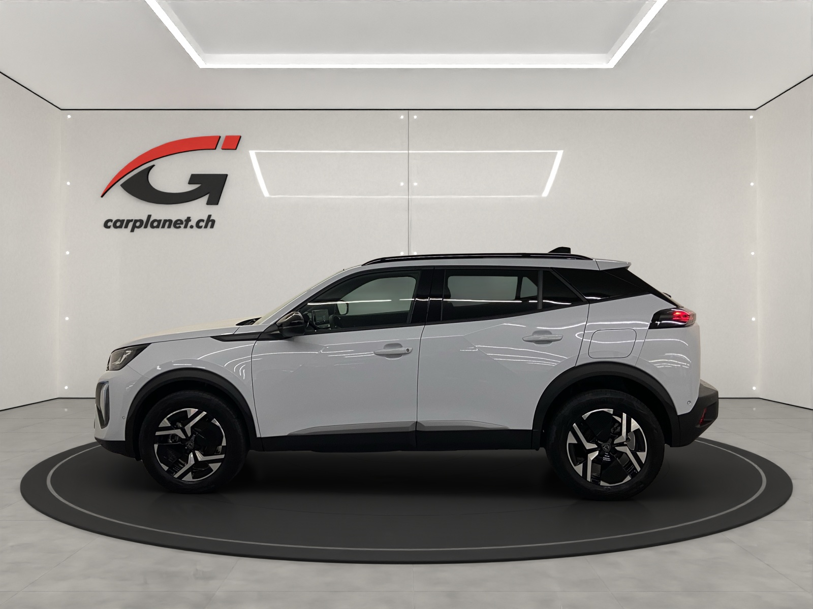 PEUGEOT 2008 1.2 Hybrid 145 Allure-image-1