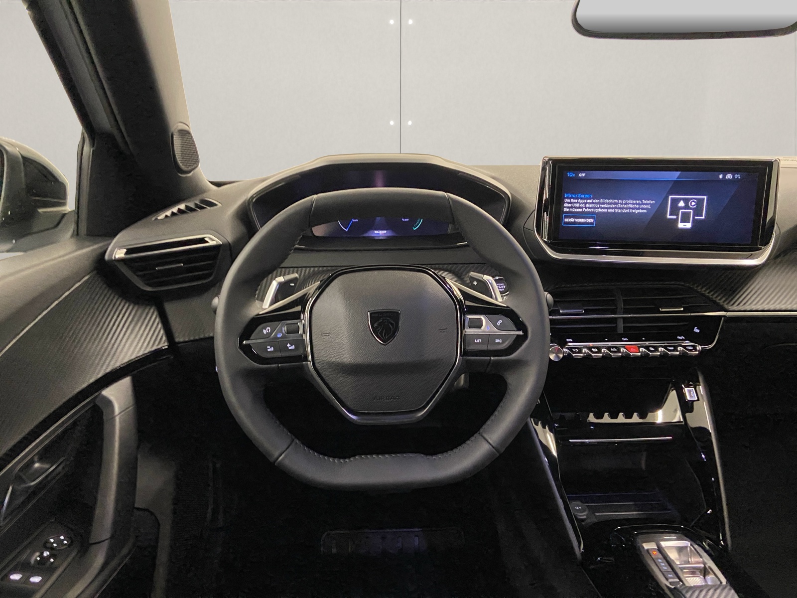 PEUGEOT 2008 1.2 Hybrid 145 Allure-image-7
