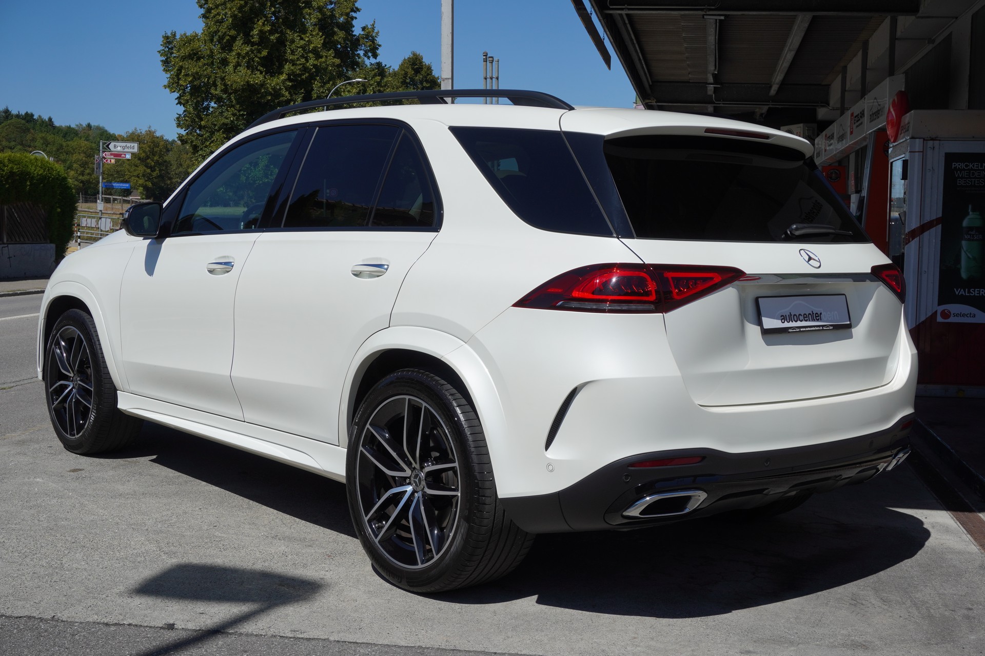 MERCEDES-BENZ GLE 400 d 4Matic AMG Line 9G-Tronic-image-6